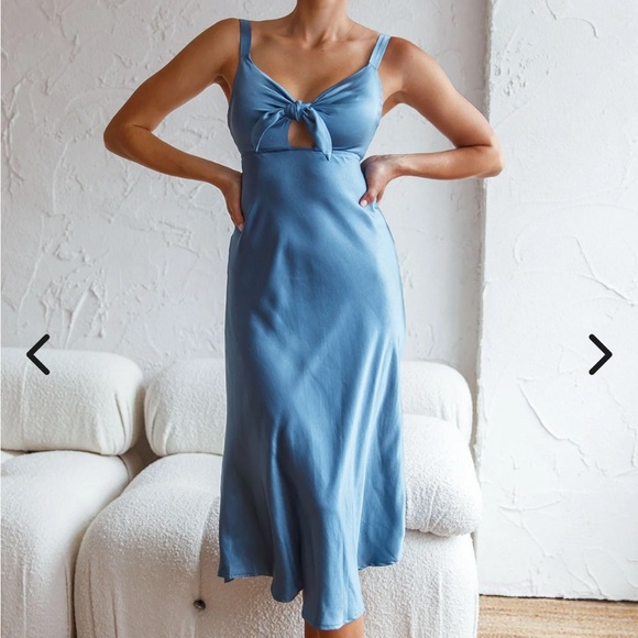 Selfie Leslie Perfect Day Satin Midi Dress Teal Size XL Wedding Party Holiday - Picture 1 of 10